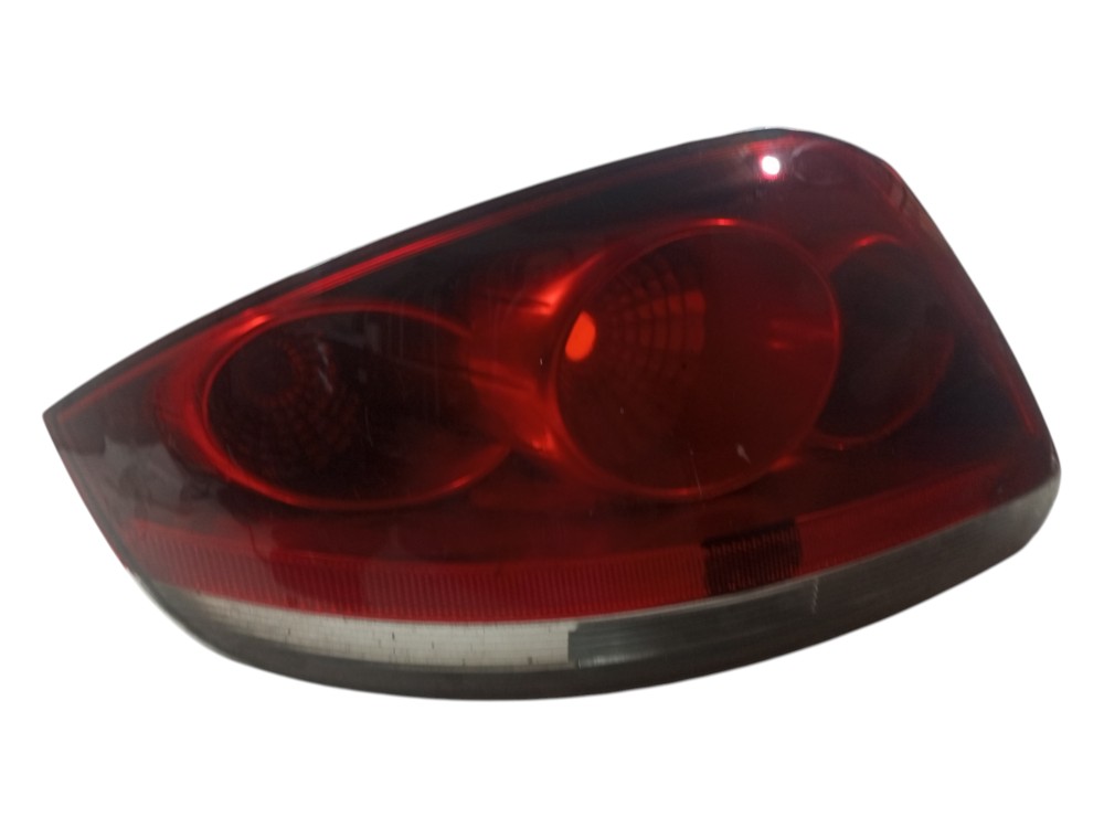 Lanterna Fiat Linea 2009 2010 2014 2016 Traseira Esquerda  Esquerdo/motorista 1