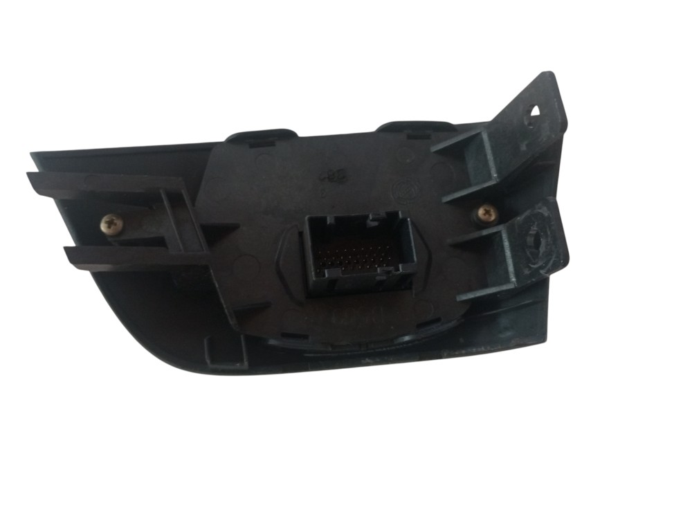 Botao Comando Controle Farol Milha Fiat Stilo 2003 2011usado 4