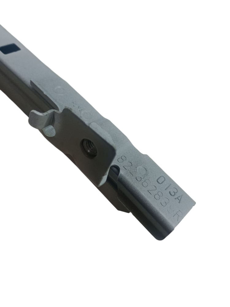 Guia vidro porta Oroch 1.3 2023 2024 2025 traseiro usado 3