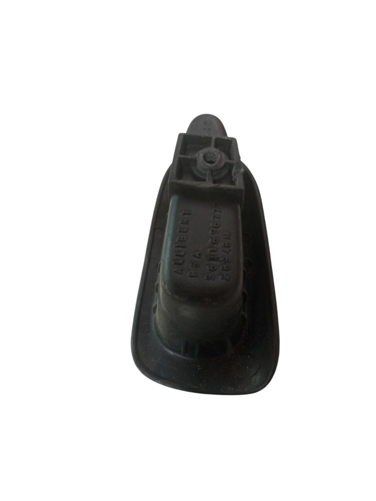 Moldura Puxador Porta Traseira Peugeot 207 2009 2014 Direito 4