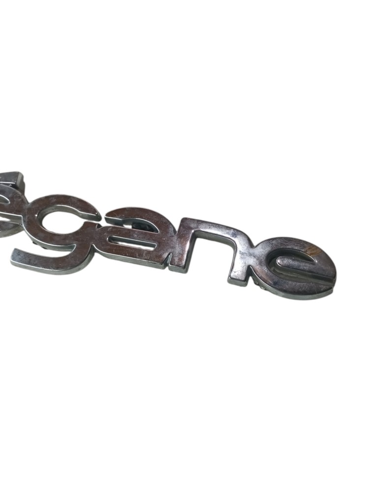 Emblema Tampa Traseira Megane 2007 2008 2009 2010 2011 2012 2