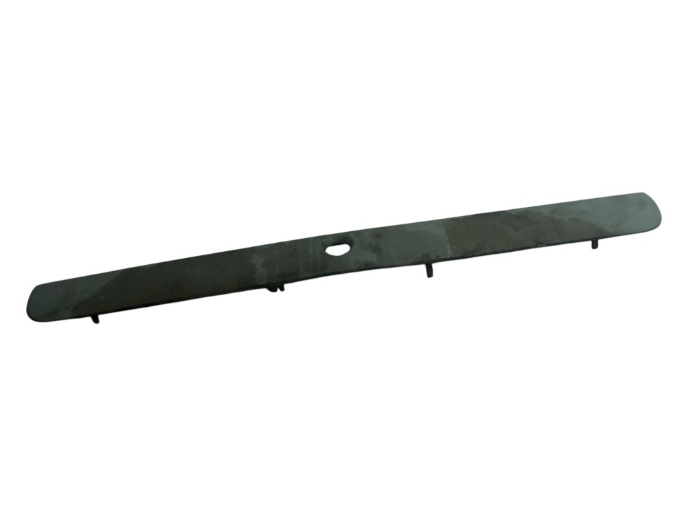 Friso Traseiro Porta Malas Ford Escort Sw 97 99 2000 2003 1