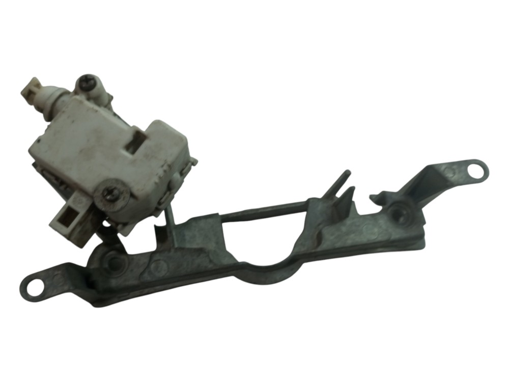 Suporte Trava Eletrica Tampa Traseira Vw Polo 2003 2006 2011 2