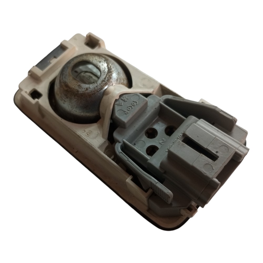 Lanterna Luz De Teto Cortesia Peugeot 206 207 2004 2005 2006 7