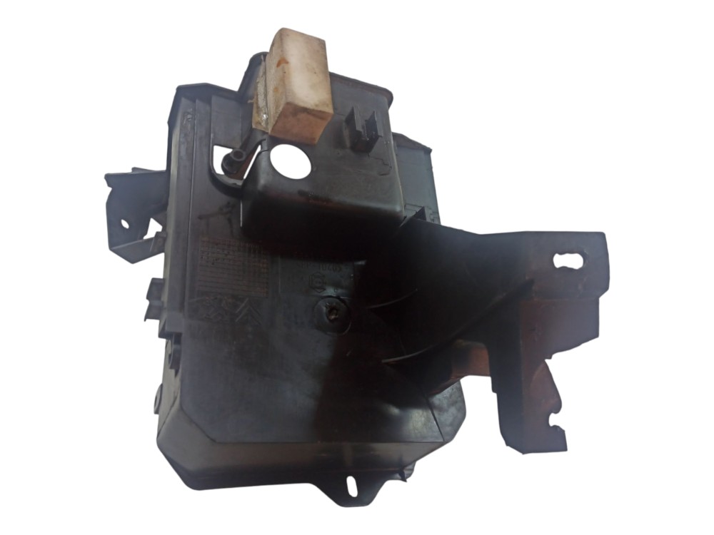 Suporte Caixa Fusivel Peugeot 206 207 2007 2009 2010 2012 2