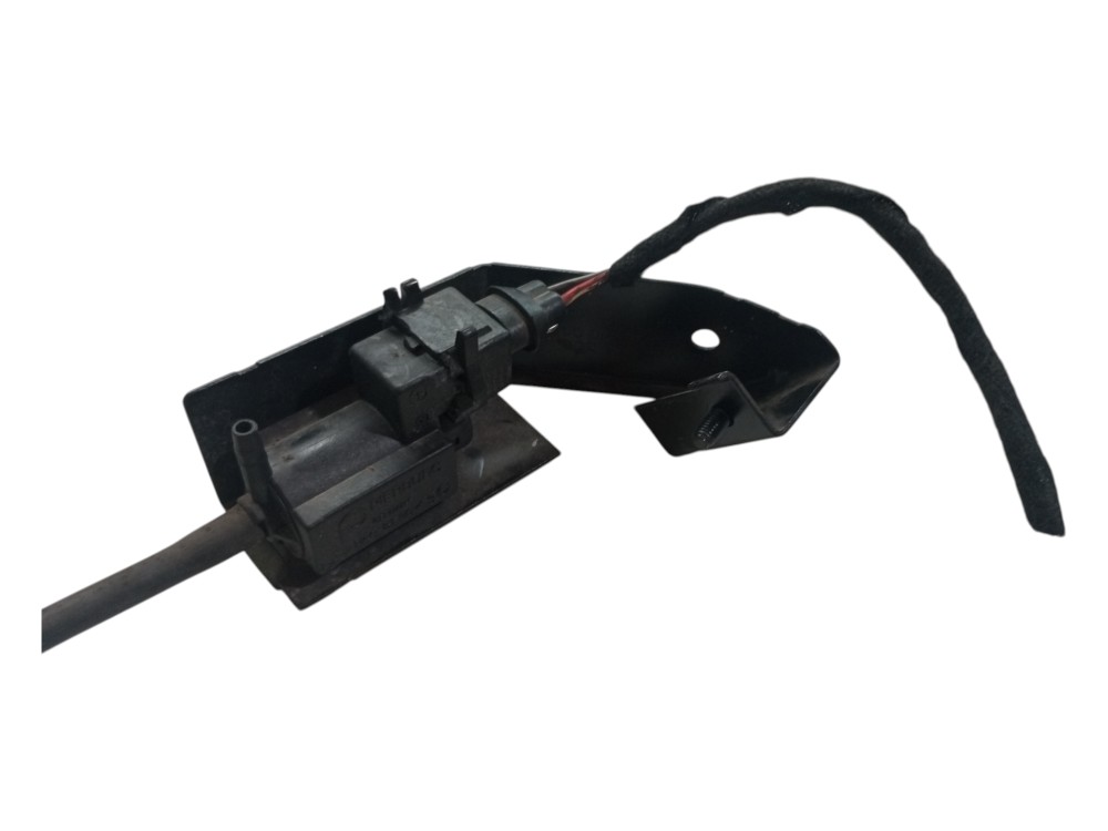Solenoide Controle Vacuo Porta Mala Bmw 330 Ie46 99 2006 2