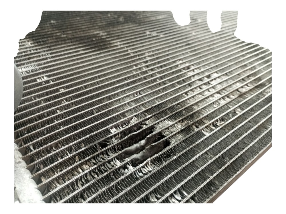 Condensador Ar Nissan Frontier 2008 2010 2013 Usado 6