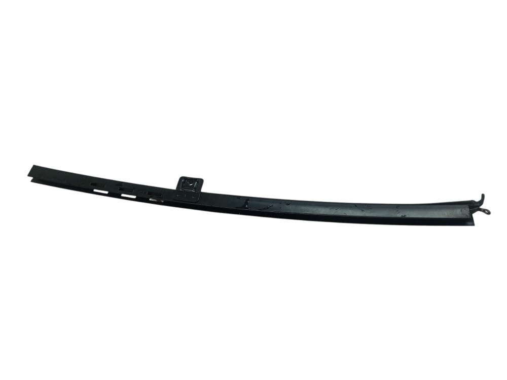 Guia Vidro Vectra 97 2001 2005 Traseiro Esquerdo Usado Gm Preto 1