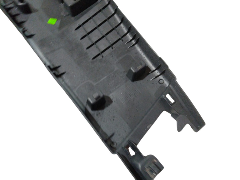 Moldura Coluna Lateral Peugeot 3008 2014 2017 2019 Esquerdo 5