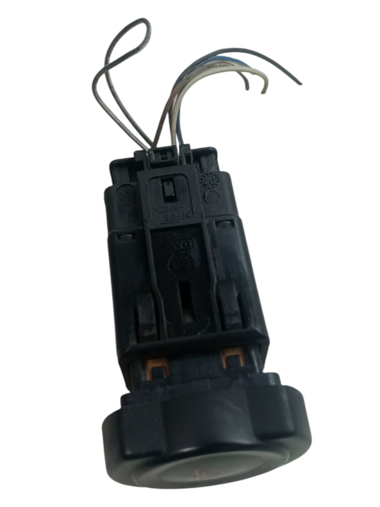 Botao Interruptor Pisca Alerta Logan Sandero 2008 2010 2012 Preto 3