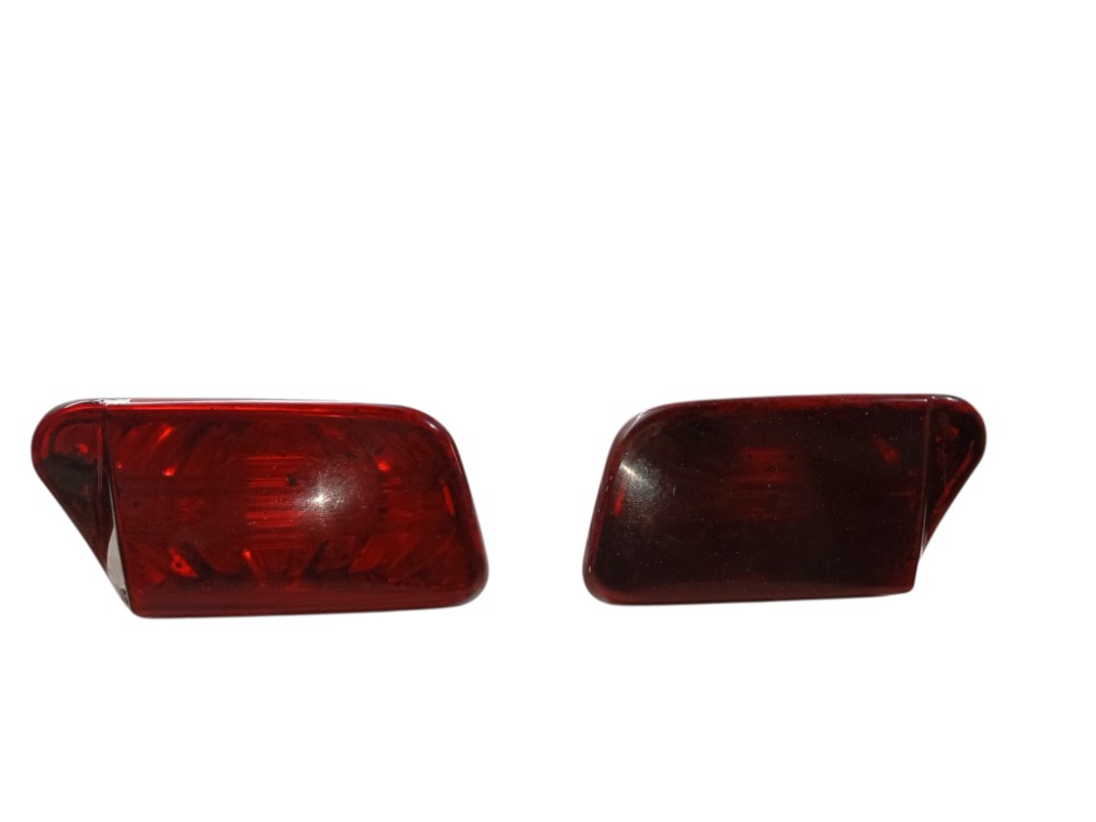 Par Lanterna Tampa Traseira Fiat Stilo 2003 2005 2008 2011 Ambos Lados Vermelho 2