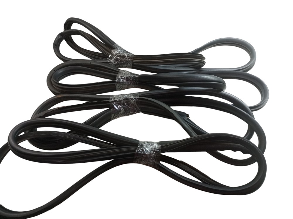 Borracha Porta Nissan Frontier 2008 2010 2013 Jogo 4 Uni
