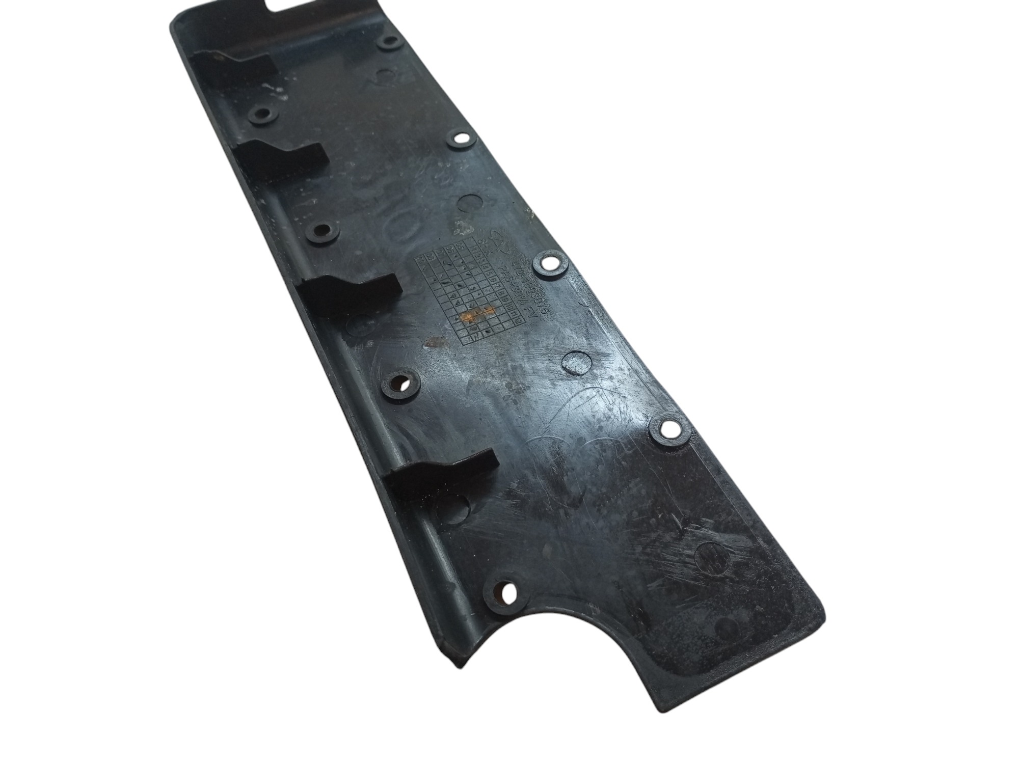 Tampa Motor Chery Qq 1.1 2011 2012 2013 2014 Moldura 4