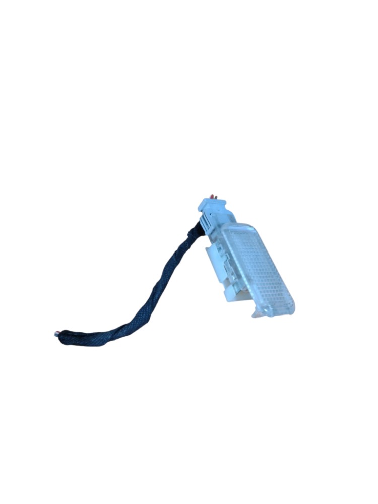 Luz Interna Cortesia Porta Malas Audi A3 Passat 99 2003 2005