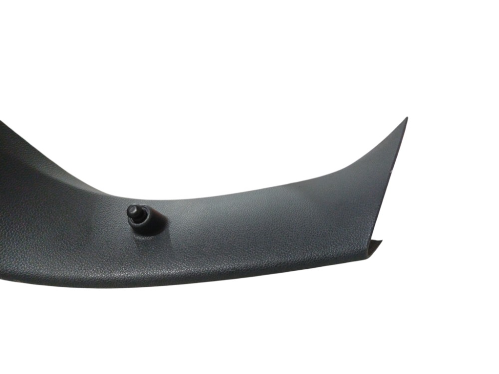 Moldura Porta Malas Peugeot 3008 2014 2019 Direito Tampa 2