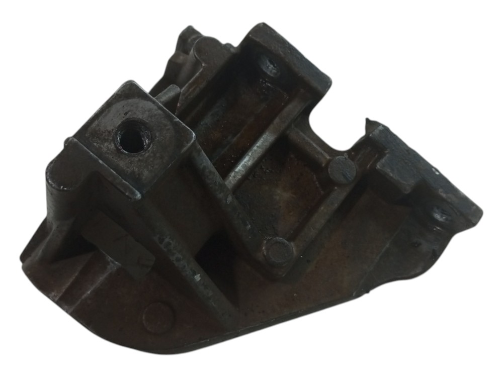 Suporte Compressor Ar Fiat Freemont 2.4 2011 2014 2016 Usado 1