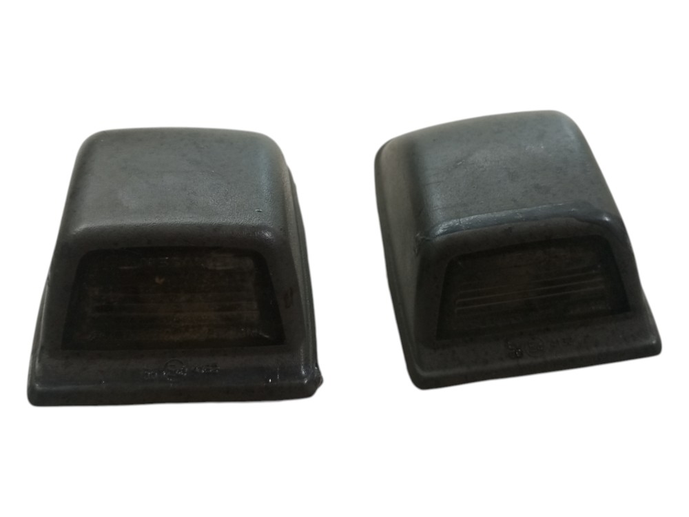 Par Lanterna Luz Placa Nissan Frontier 2008 2010 2013 Usado 1