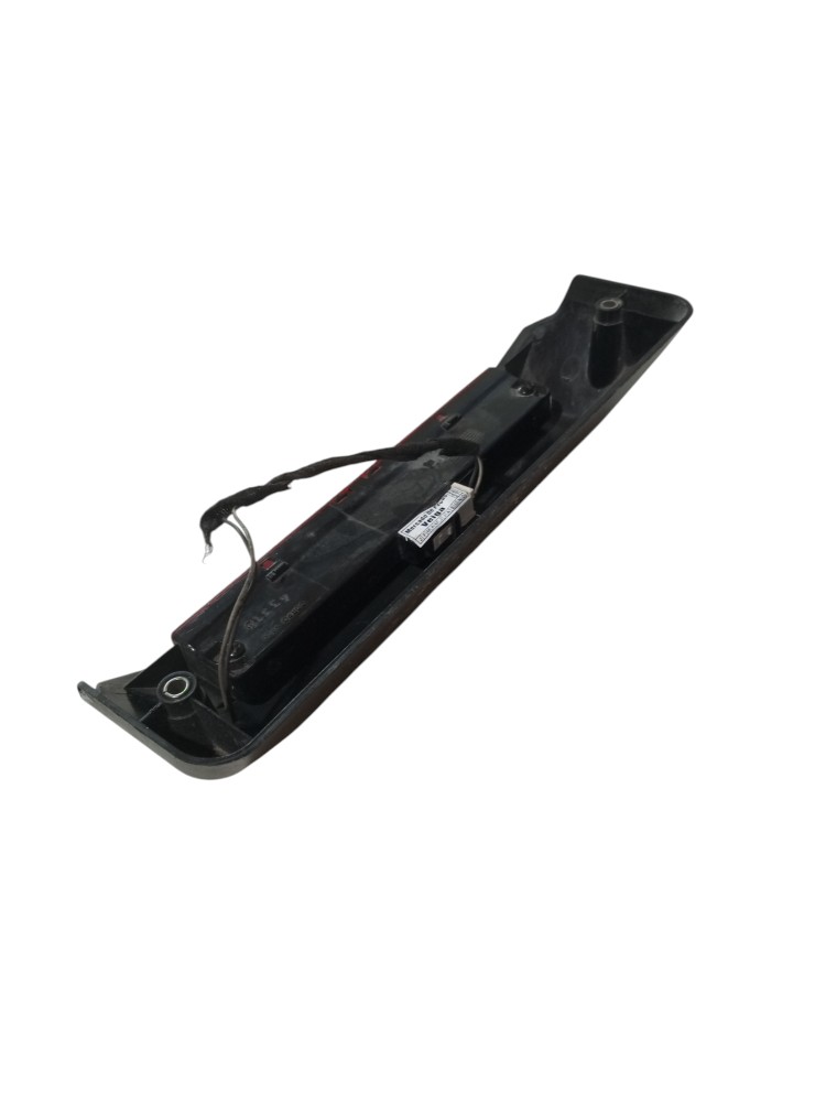 Moldura Luz Freio Break Light Fiat Uno Vivace 2014 2015 2017 5