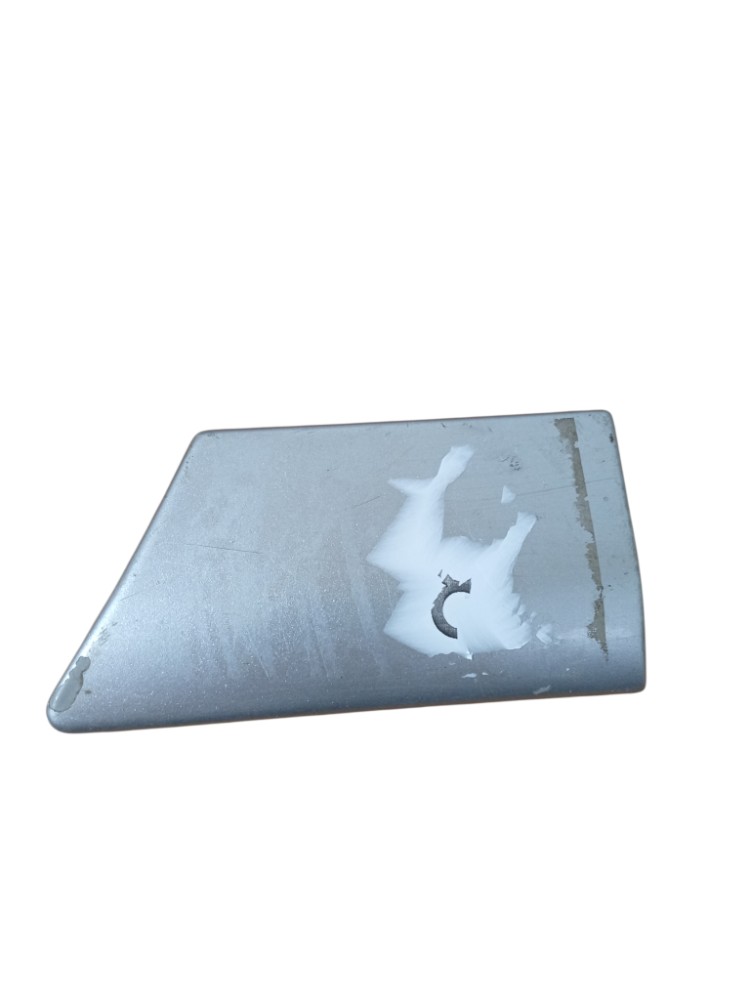 Friso paralama Audi A4 97 98 99 2000 2001 lado direito