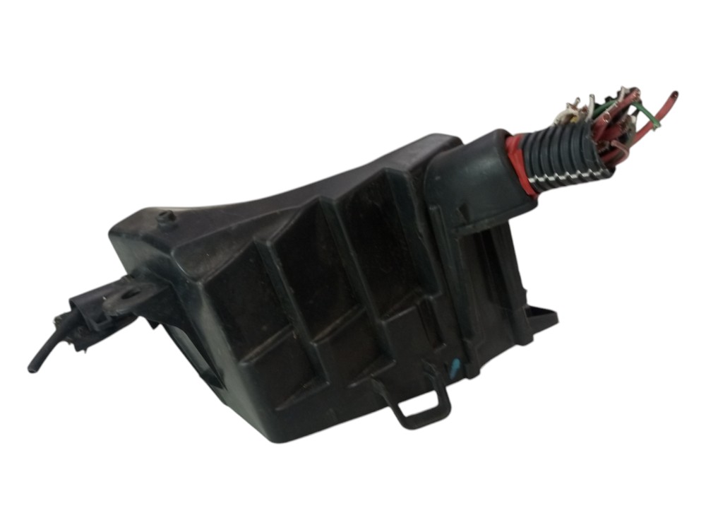 Caixa Fusiveis C Rele Renault Megane 96 99 2000 2002 2005 6