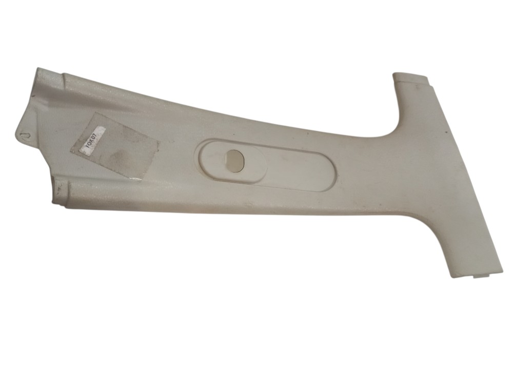 Moldura Coluna Central Direito Volkswagen Fox 2007 Usado