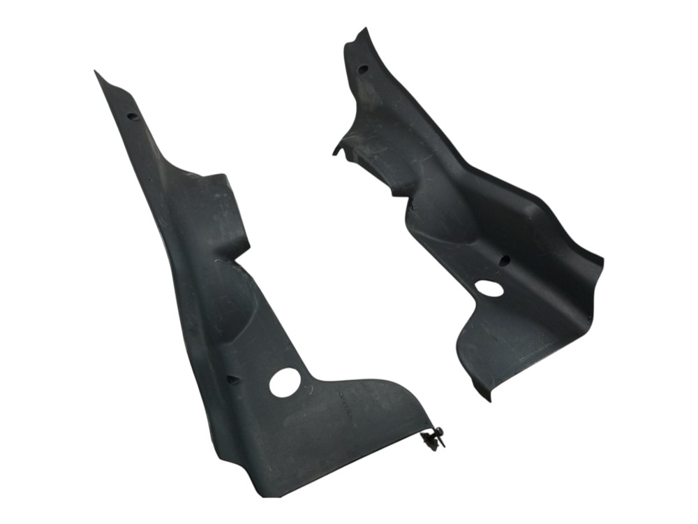 Moldura Inferior Chevrolet Gm Celta 2006 2013 Traseira Par 1