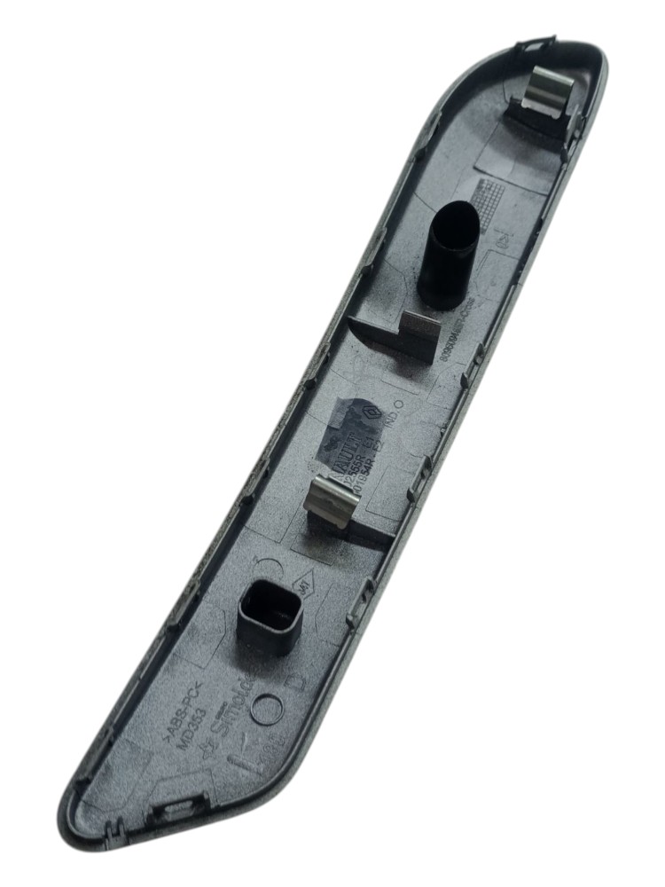 Moldura Puxador Porta Logan Sandero 2014 2019 Direito 8