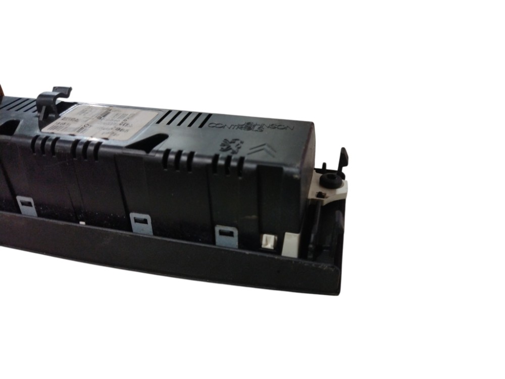 Computador Bordo Peugeot 3008 2014 2017 2019 Relogio Moldura Preto 2