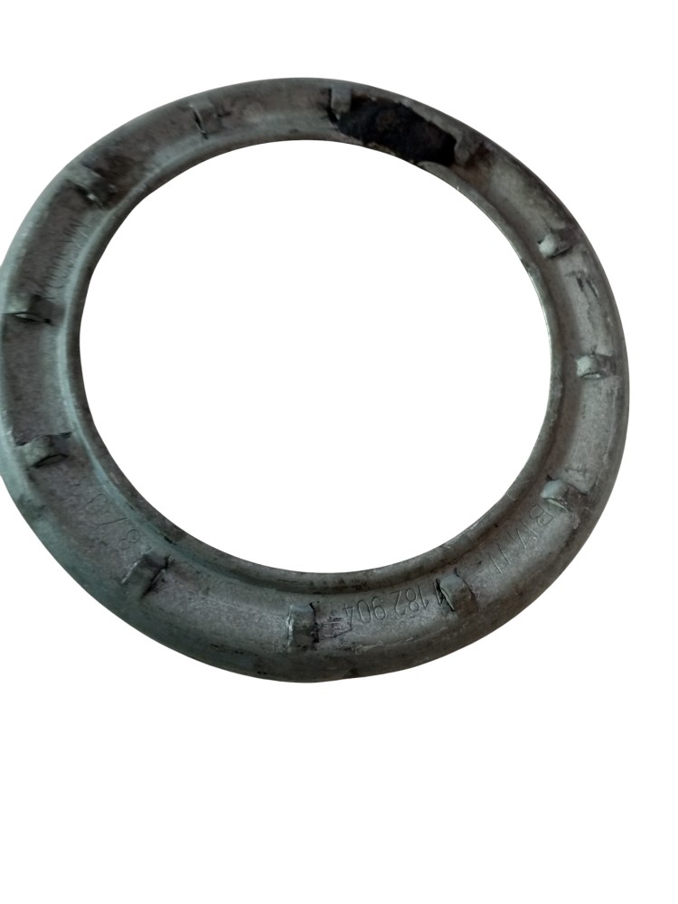Trava Tanque Combustivel Bmw 330i 99 200 2003 2006 Usado 2