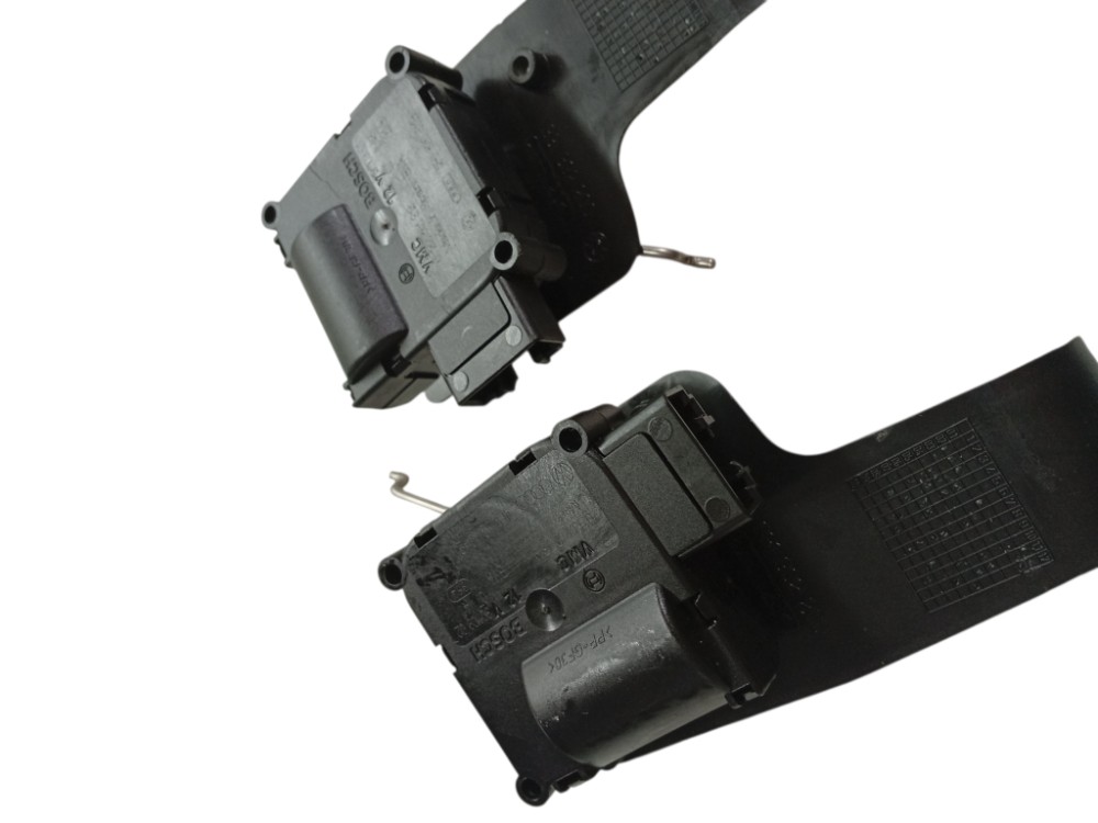 Par Motor Atuador Ar Condicionado Vw Touareg 2005 2010 2015 5