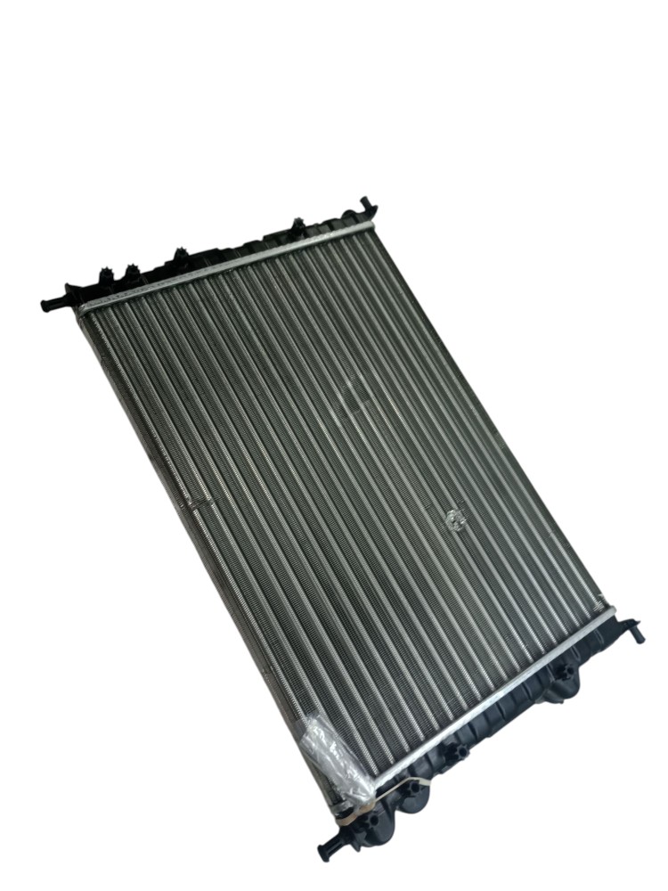 Radiador Valeo Fiat Palio Strada Siena Idea Fire 2002 2016 2