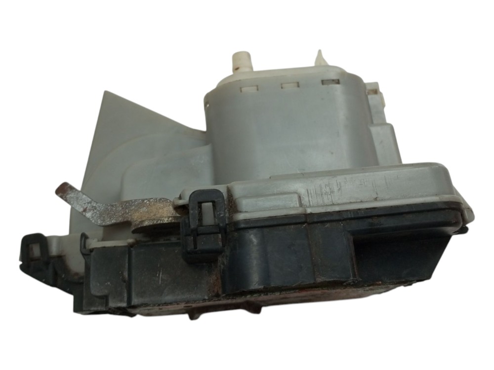 Fechadura Traseira Volkswagen Golf 95 Esquerda Usado 2