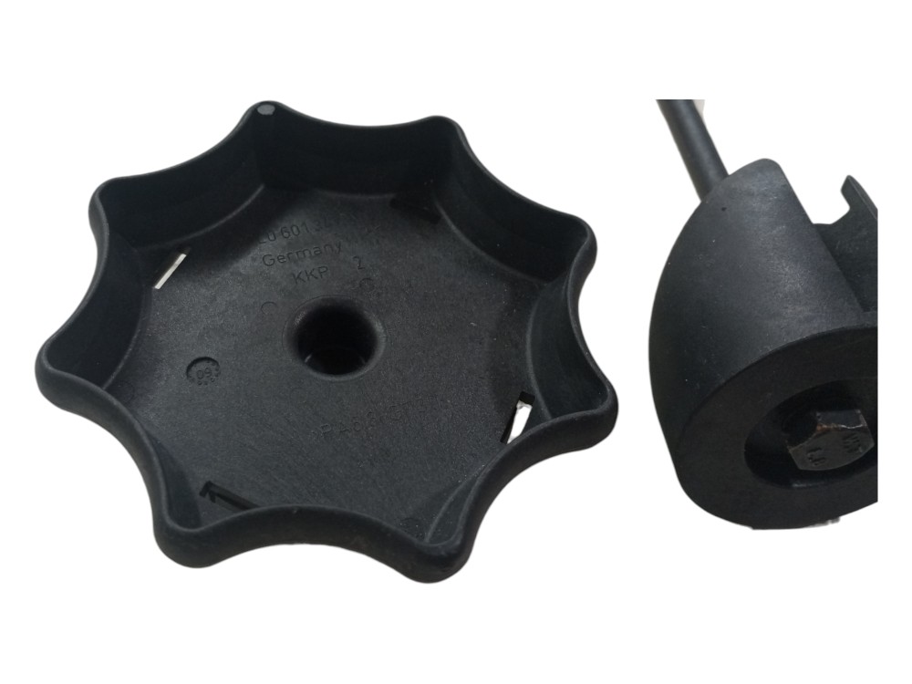 Porca Parafuso Estepe Vw Touareg 2008 2009 2010 Usado 4