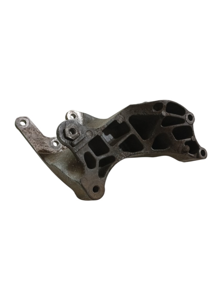 Suporte Bomba Hidraulica Fiat Freemont 2011 2012 2016 3