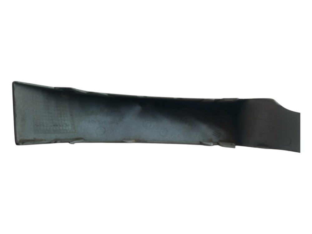Moldura Inferior Lanterna Esquerdo G4 Gol 2006 2014 Traseira Prata 6
