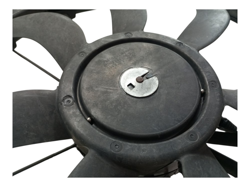 Ventoinha Radiador Defletor Fiat Freemont 2011 2014 2016 4