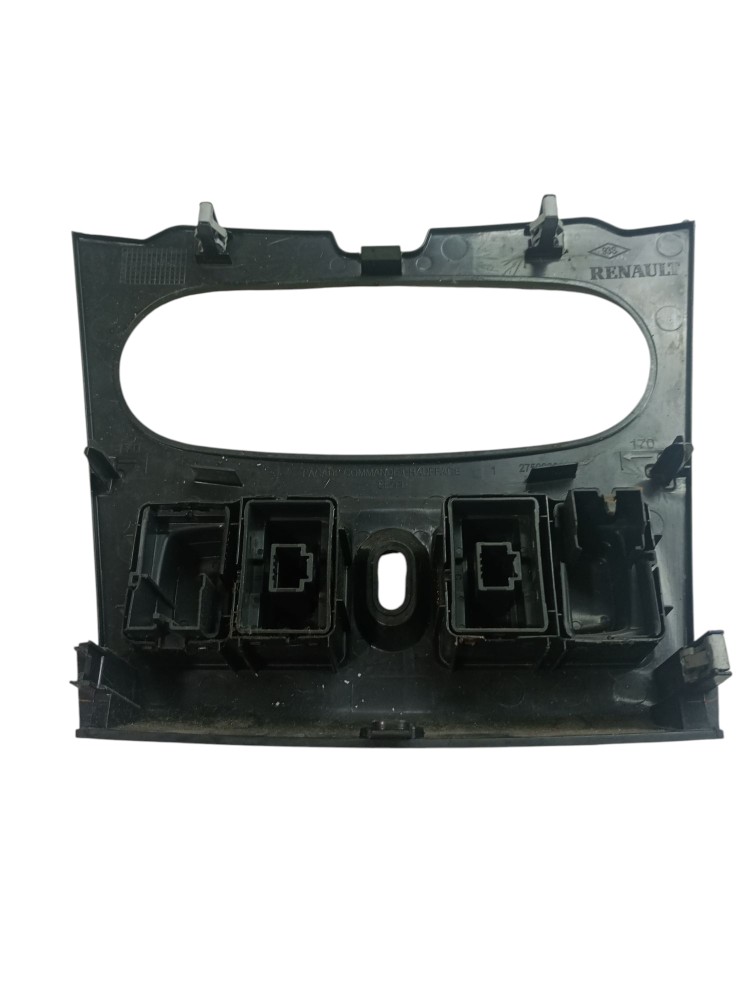 Moldura central painel logan 2014 2015 2019 usado Renault 4