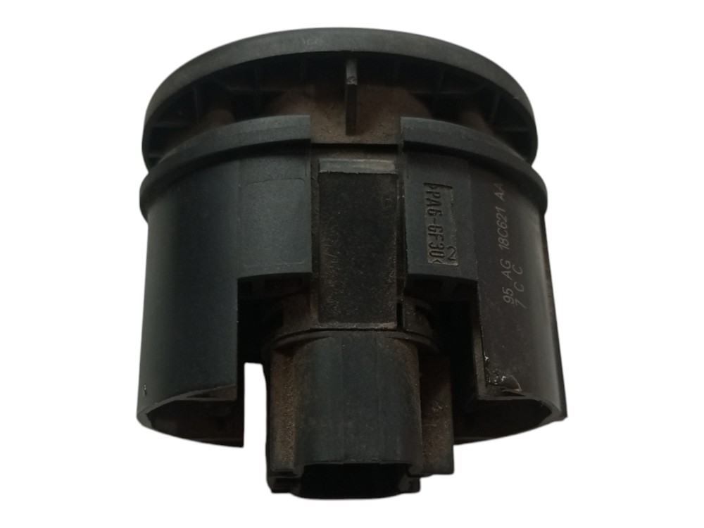 Botao Desembacador Traseiro Ford Escort 97 98 99 2000 2001 5