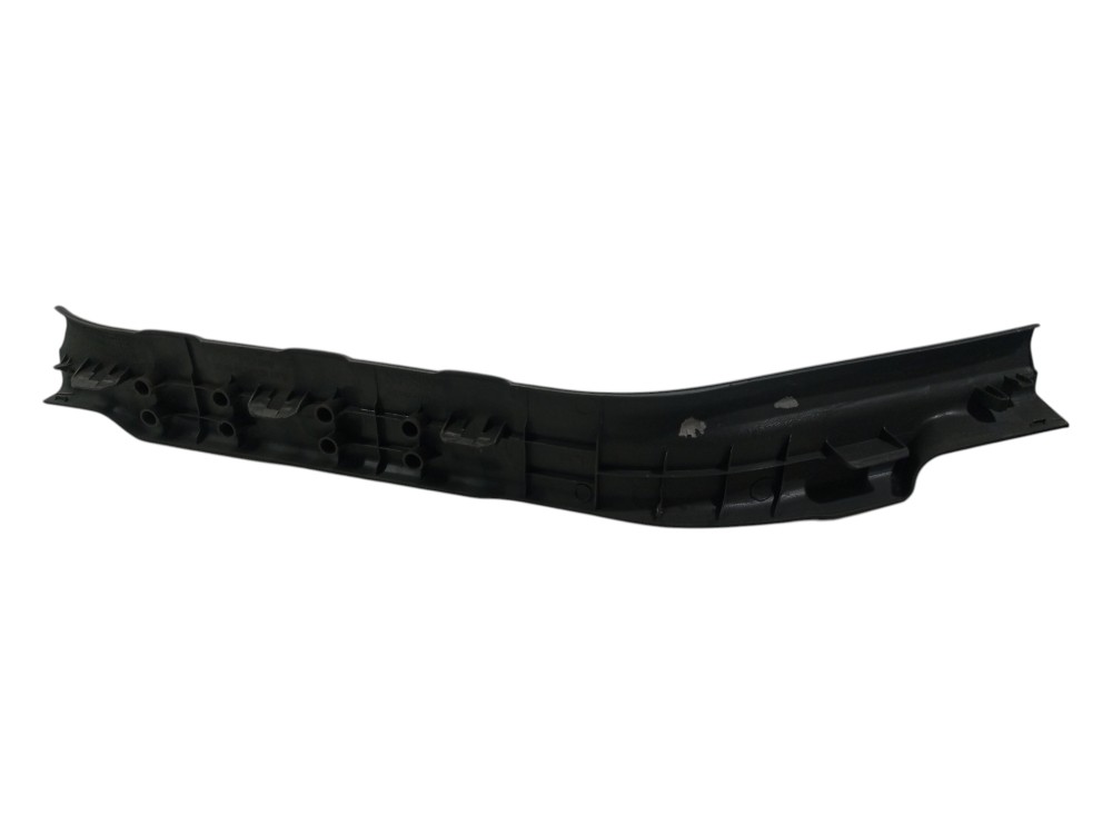 Soleira Nissan Frontier 2008 2013 Traseira Esquerda Usada 4