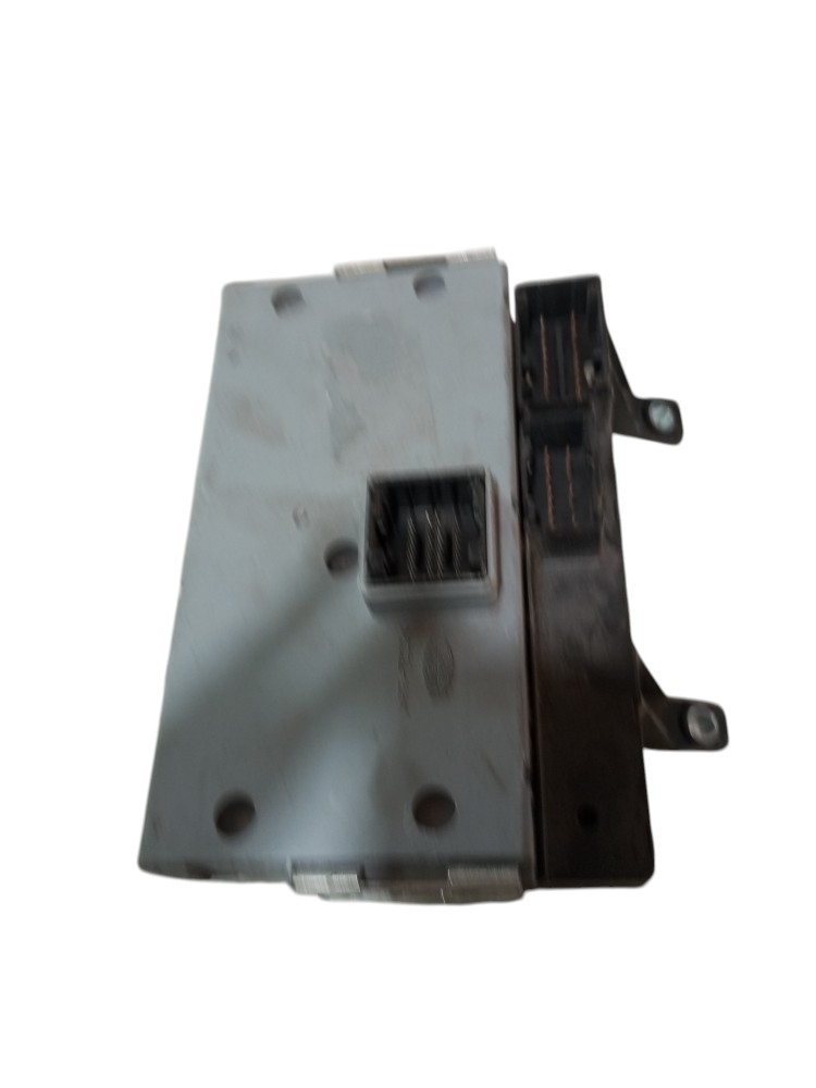 Caixa Fusiveis Fiat Linea 1.9 16v 2009 2010 2011 2012 2013 7