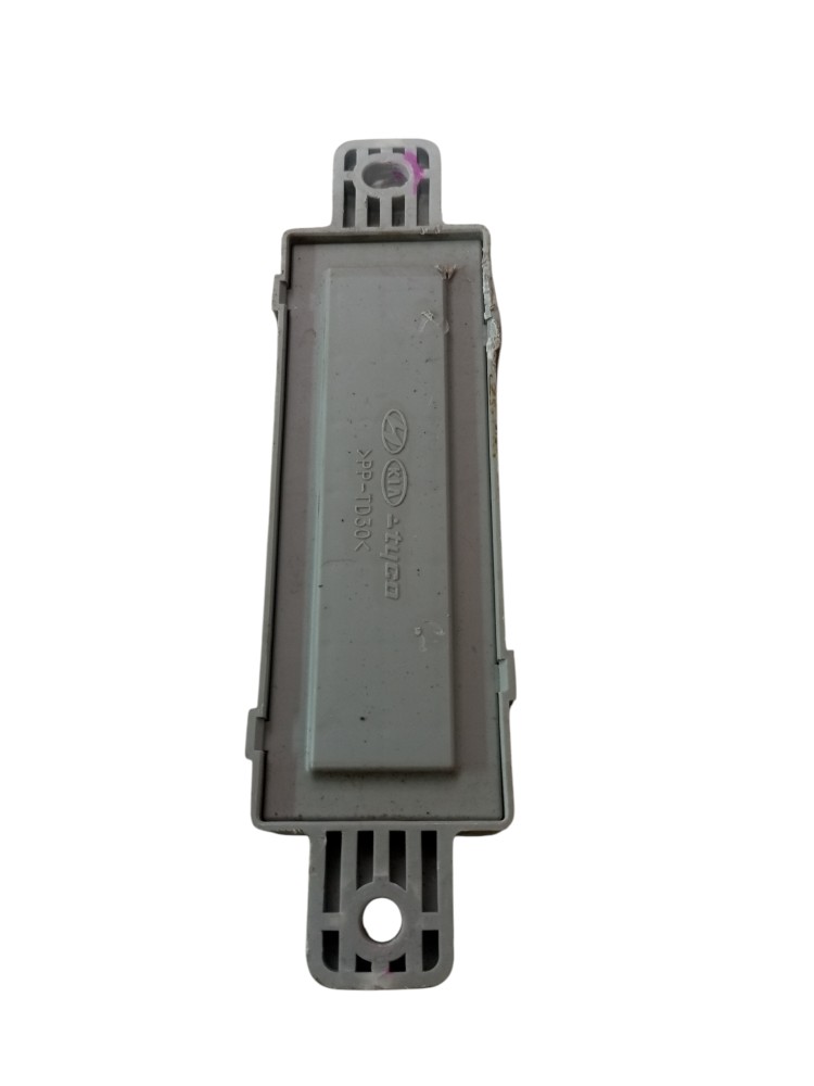Modulo Central Rele Fusiveis Azera 3.3 2006 2008 2010 Usado 8