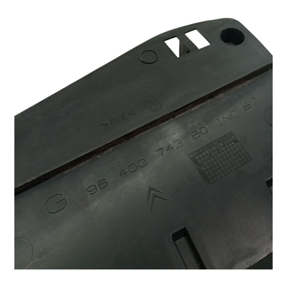 Defletor Radiador Citroen C3 1.6 2003 2012 esquerdo Usado 7