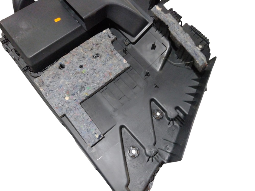 Acabamento Porta Malas Peugeot 3008 2014 2017 2019 Direito 4