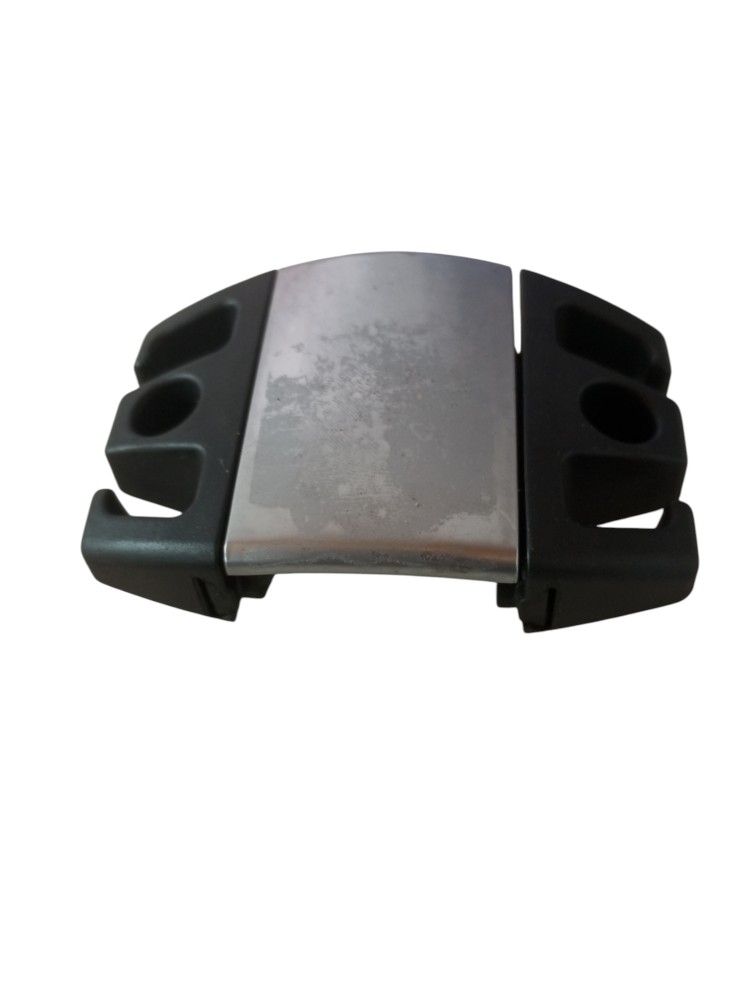 Presilha Fixacao Porta Malas Captiva 2008 2009 2010 Chevrole 1