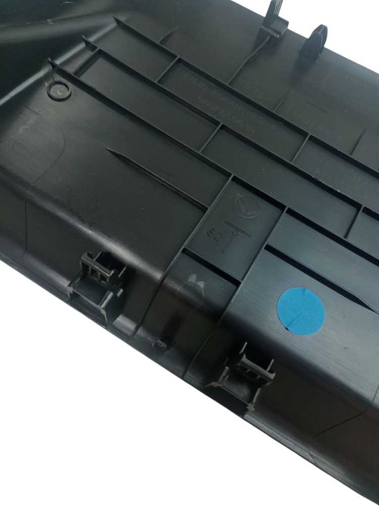 Tampa porta objetos console central oroch 2024 2025 usado 2