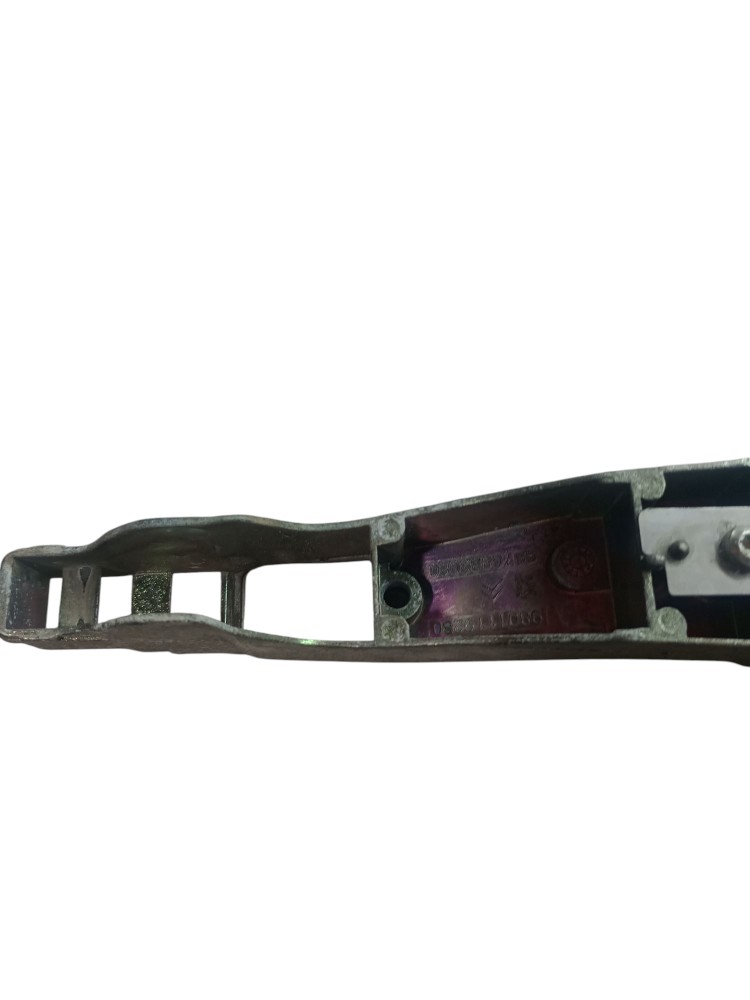 Suporte Macaneta Peugeot 208 408 C3 2007 2014 Esquerda Tras. 4