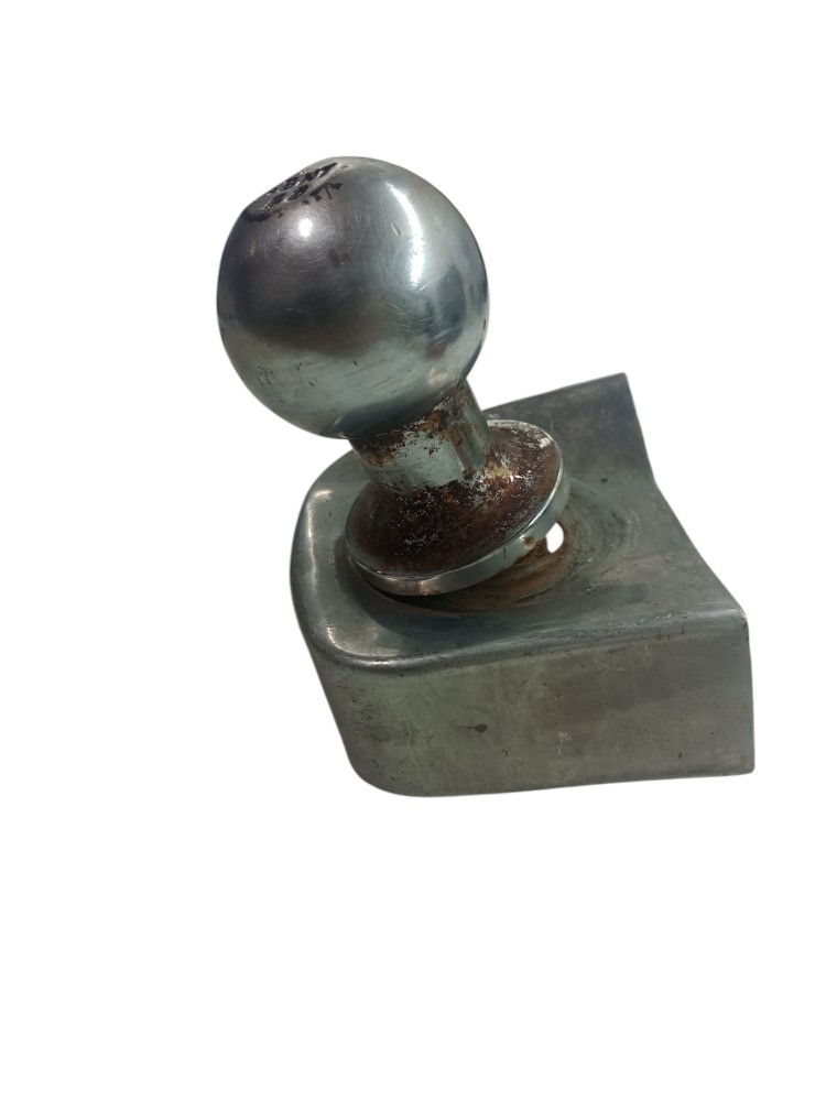 Bola  engate  reboque  universal  padrao  usado abnt 50mm 4