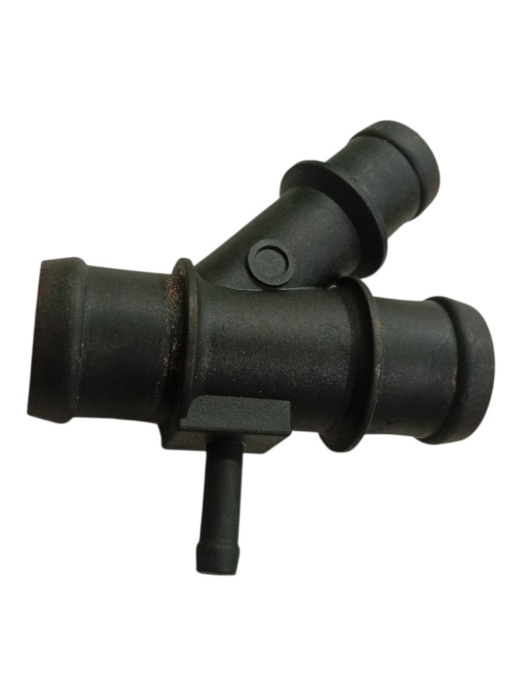 Conector flange mangueira agua Audi A3 95 96 97 2000 2001 1