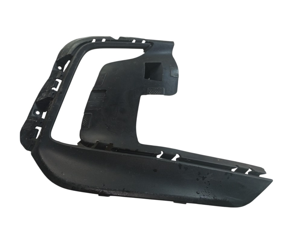 Grade Moldura Farol Tracker Gm 2020 2021 2022 Direito Usado – Preto – Direito 1