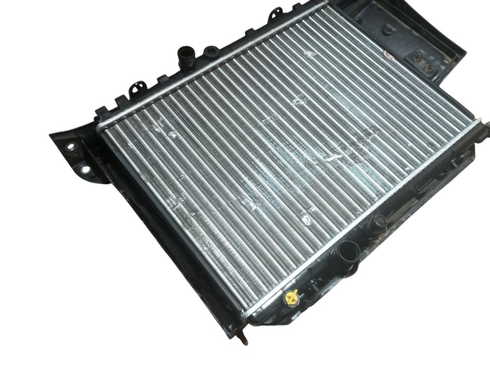 Radiador Completo Peugeot 206 207 1.4 1.6 2006 2013 Usado 5